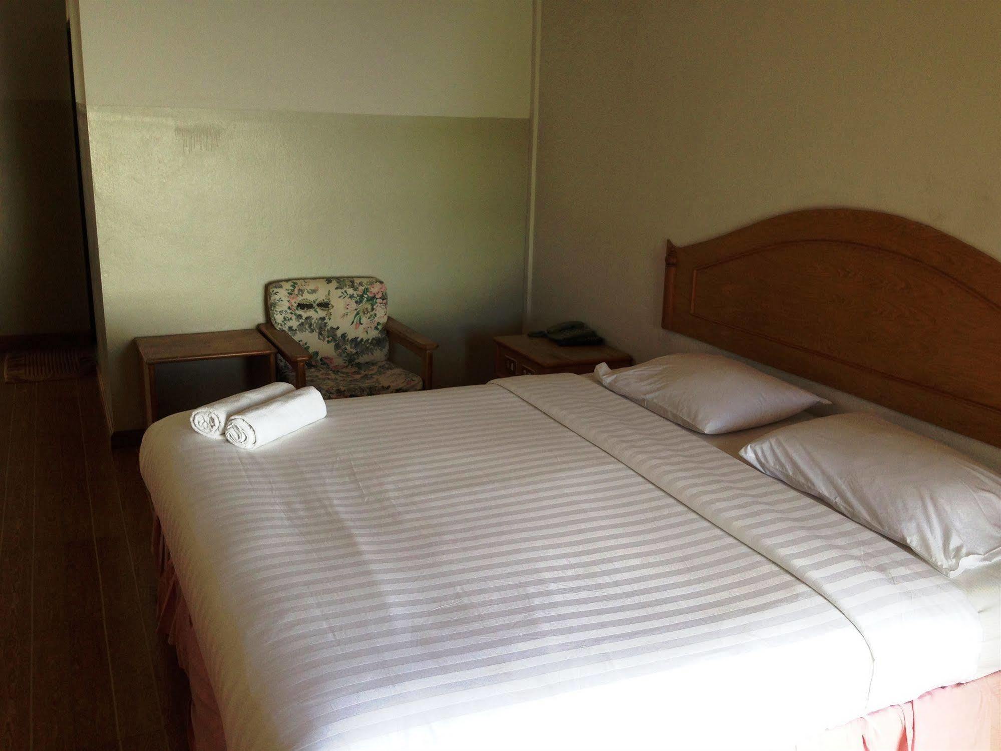 Skaw Beach Hotel Pattaya Zewnętrze zdjęcie